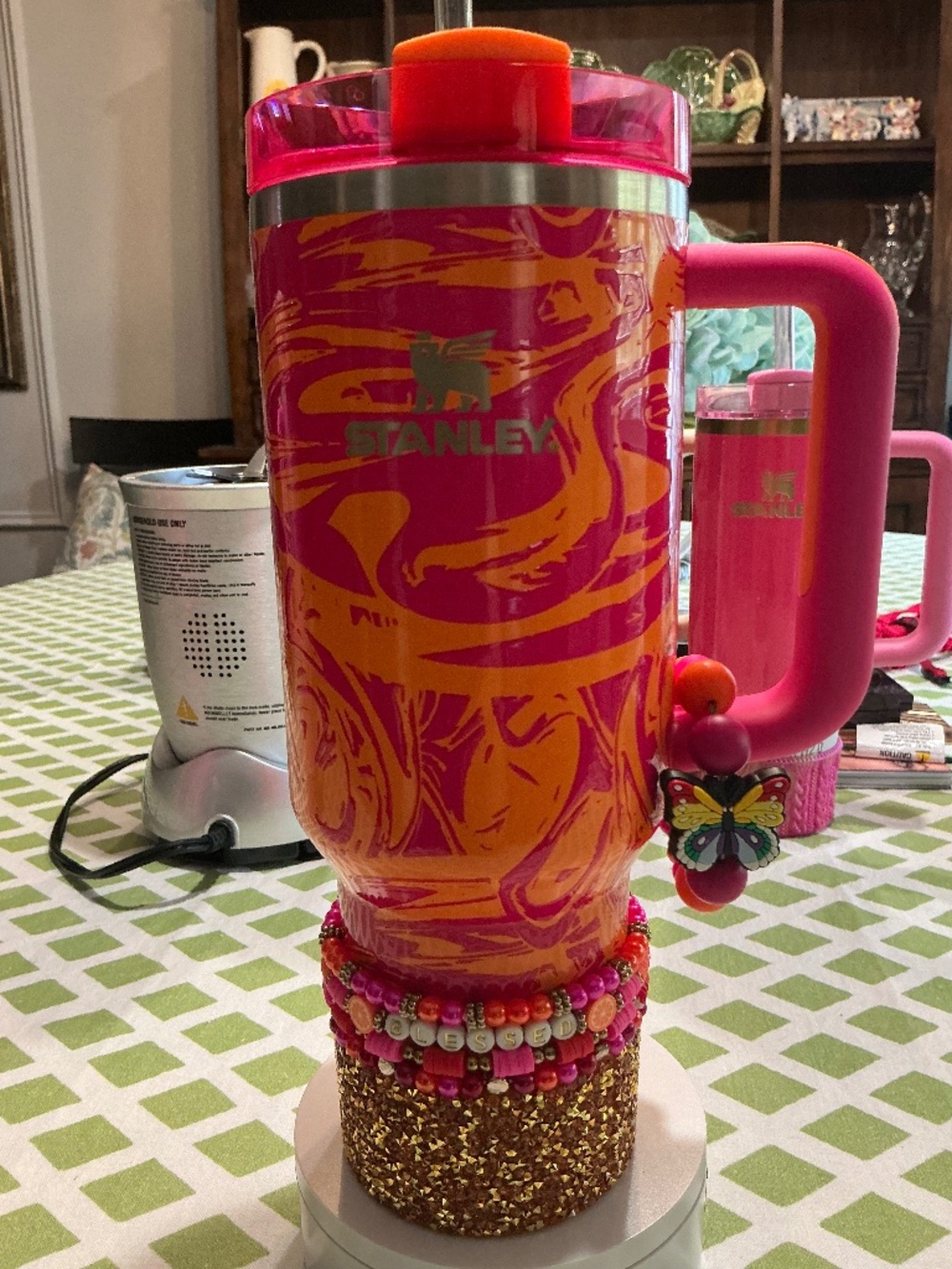 Stanley Moolah Pink Swirl 40oz Quencher